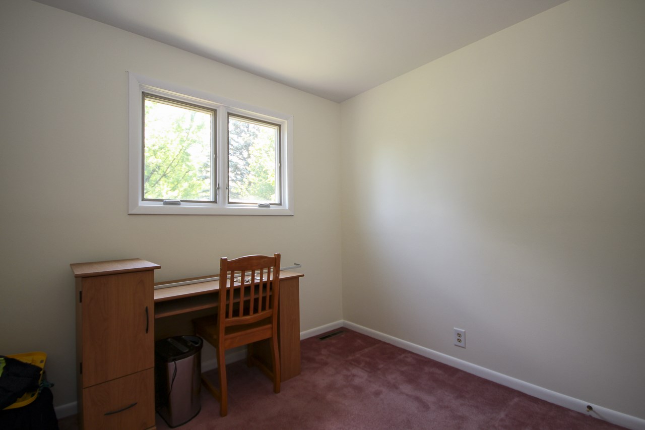1701 East River Road Mount Pleasant, MI 48858 - Photo 30 of 46 1876579-29.JPG