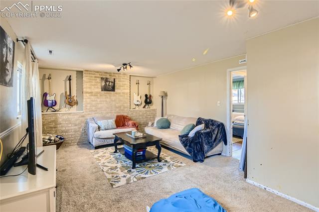 1302 Osgood Road Colorado Springs, CO 80915 - Photo 19 of 20