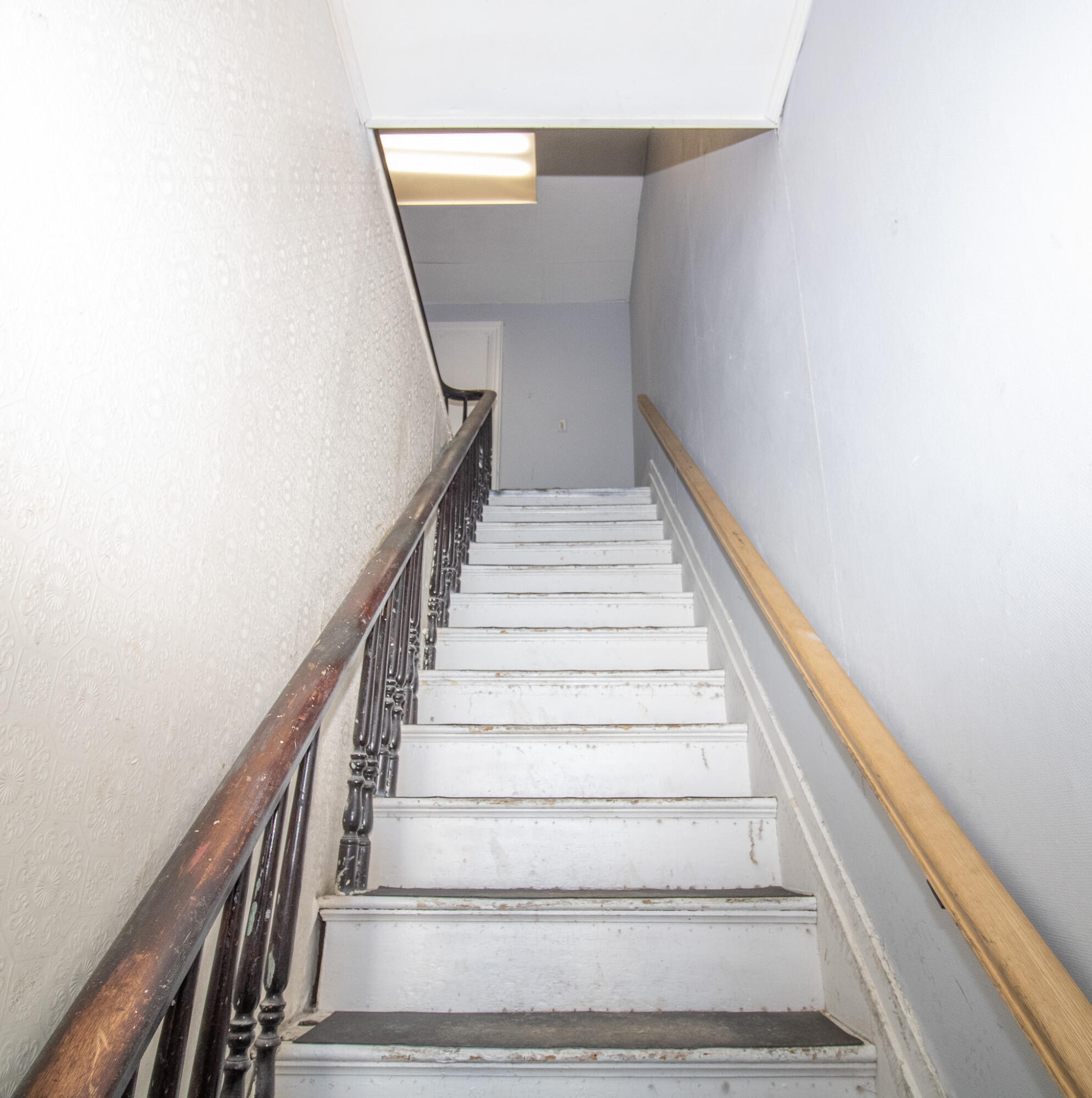 106 Forest Avenue Bangor, ME 04401 - Photo 3 of 27 IMG_0776