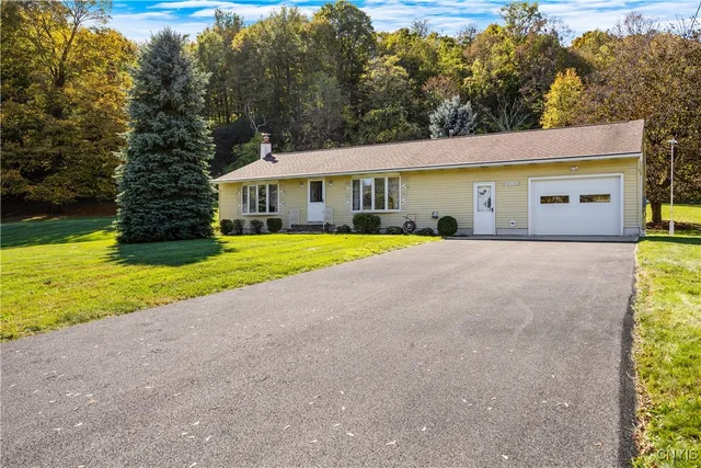 $399,900 | 4421 Whedon Road, Camillus, NY 13219