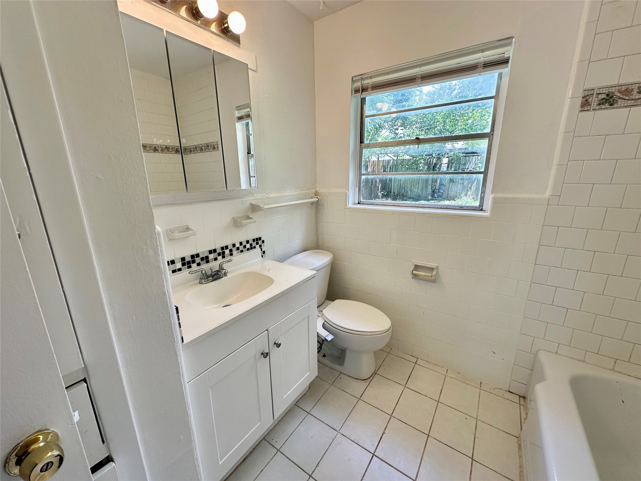 5720 Parwill Street, Unit 1 Houston, TX 77081 - Photo 10 of 17