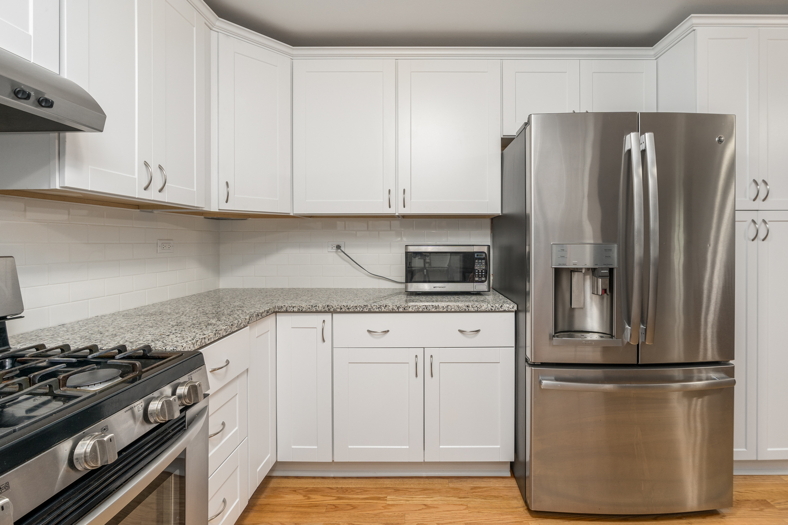 23 Crescent Road Lake Zurich, IL 60047 - Photo 8 of 21