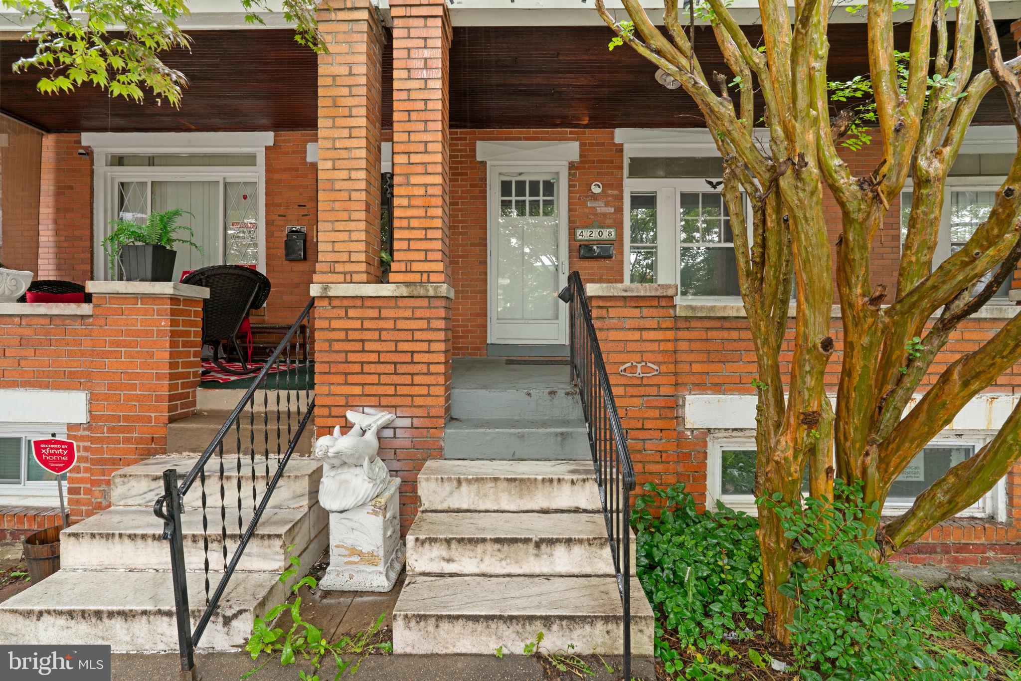 4208 Sheldon Avenue Baltimore, MD 21206 - Photo 5 of 26 a front view of a house