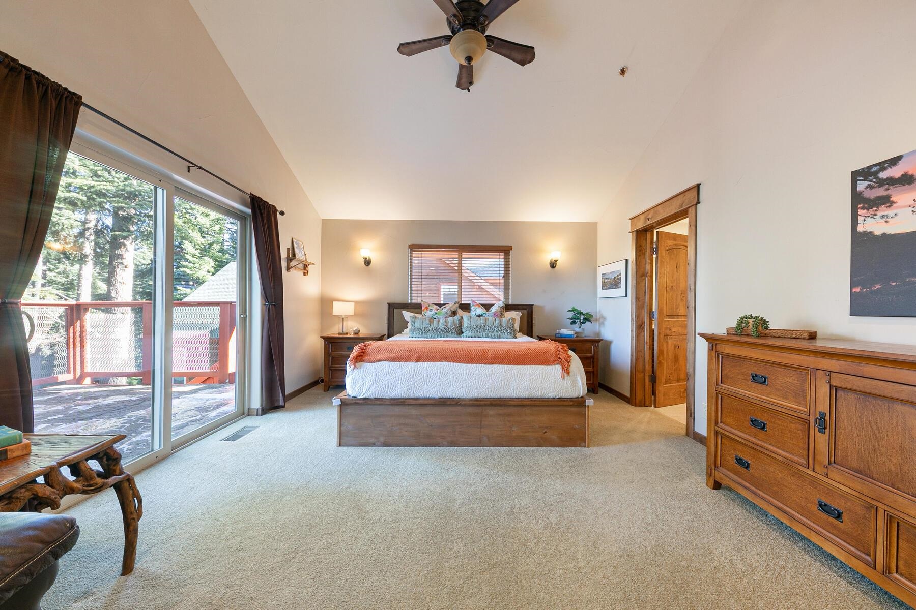 12349 Ski Slope Way Truckee, CA 96161 - Photo 12 of 28