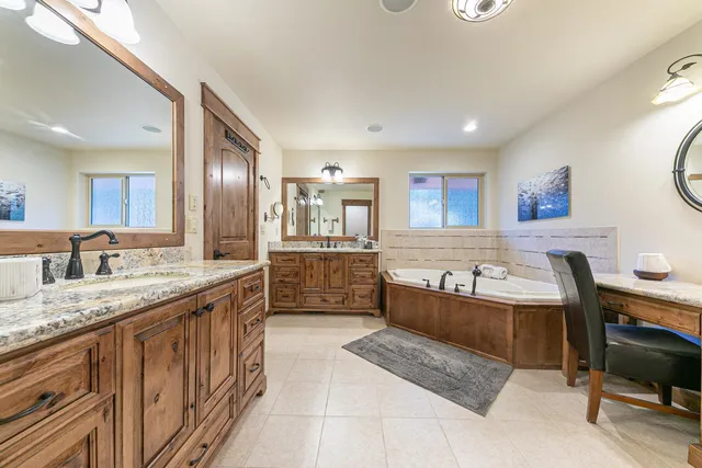 $2,128,800 | 12349 Ski Slope Way, Truckee, CA 96161