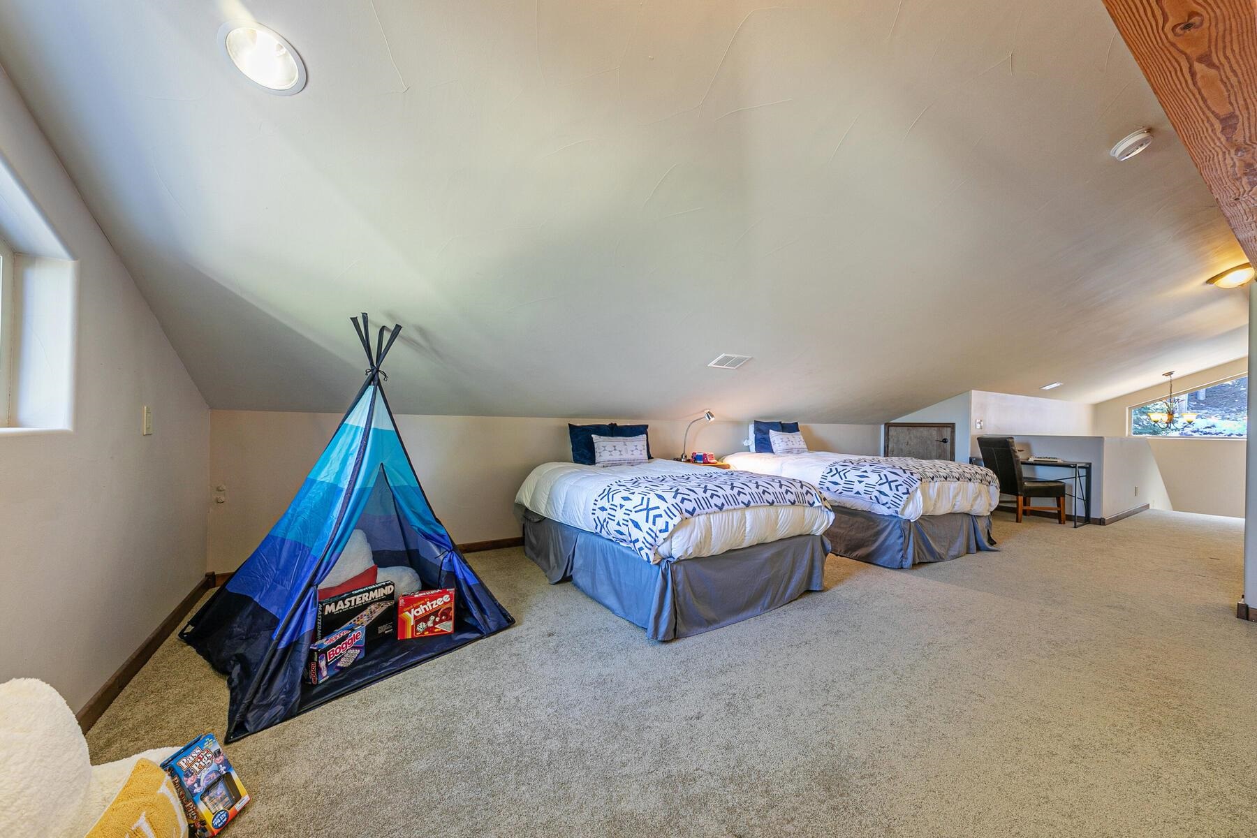 12349 Ski Slope Way Truckee, CA 96161 - Photo 16 of 28