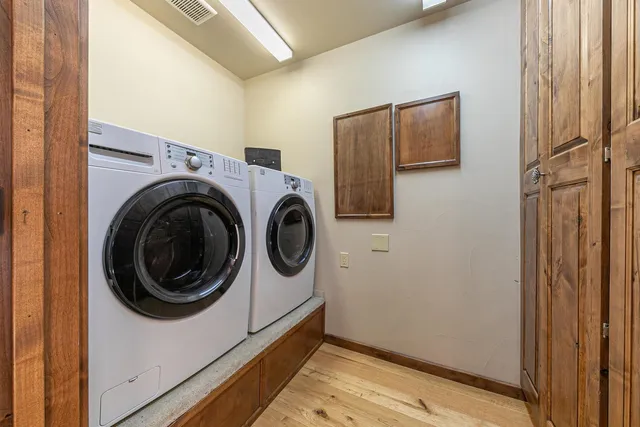 $2,128,800 | 12349 Ski Slope Way, Truckee, CA 96161