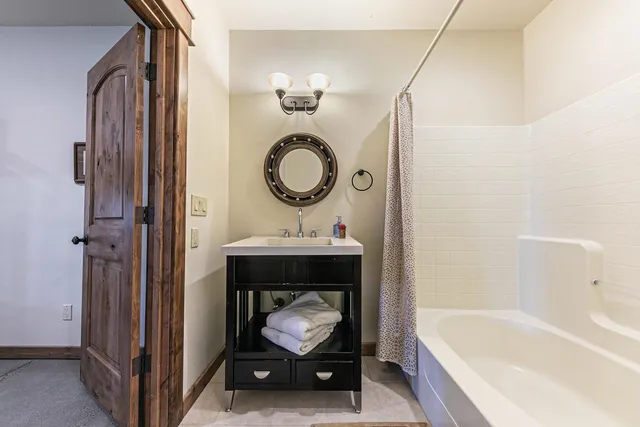 $2,128,800 | 12349 Ski Slope Way, Truckee, CA 96161