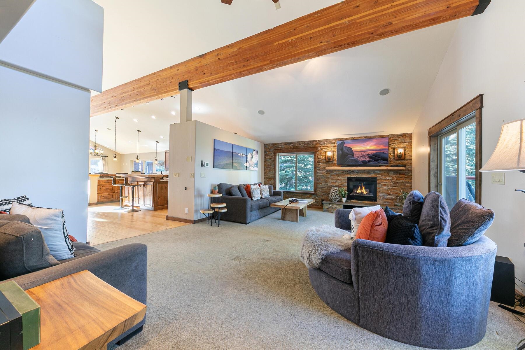 12349 Ski Slope Way Truckee, CA 96161 - Photo 10 of 28