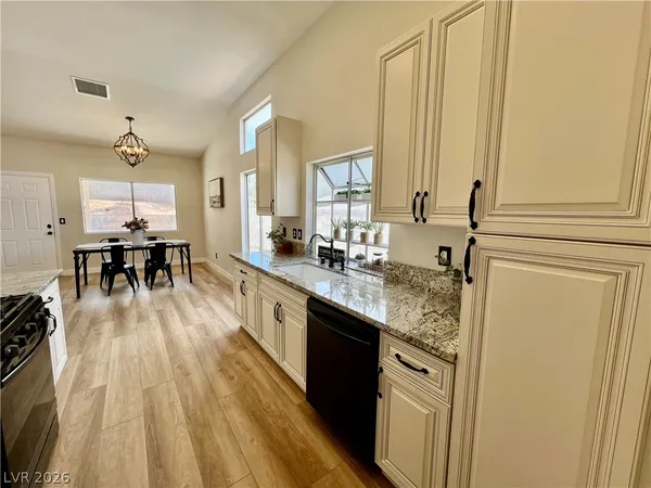 $524,999 | 2052 Angel Falls Drive, Henderson, NV 89074