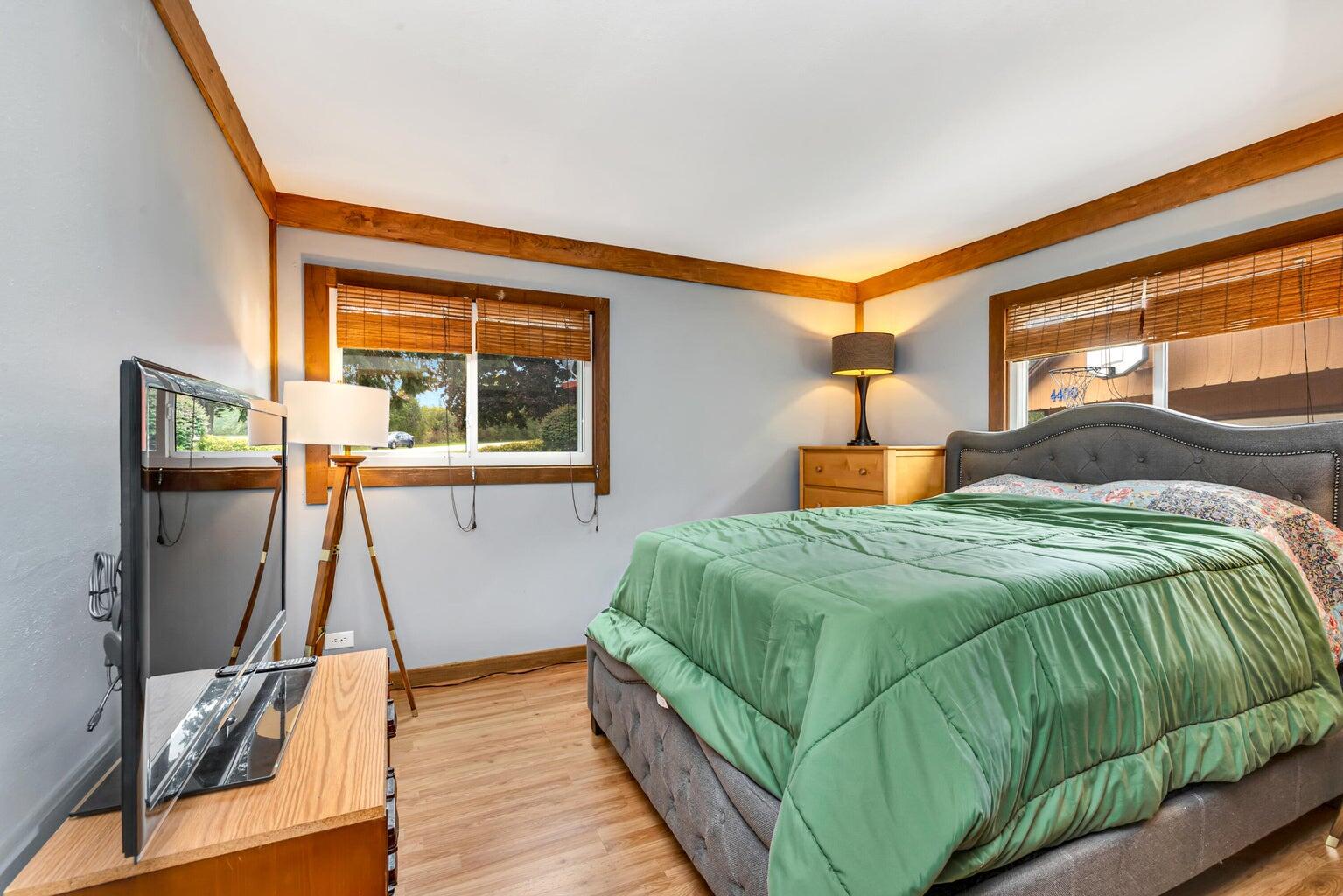 4400 Valley Road Caledonia, WI 53405 - Photo 12 of 33 First Floor Bedroom #1