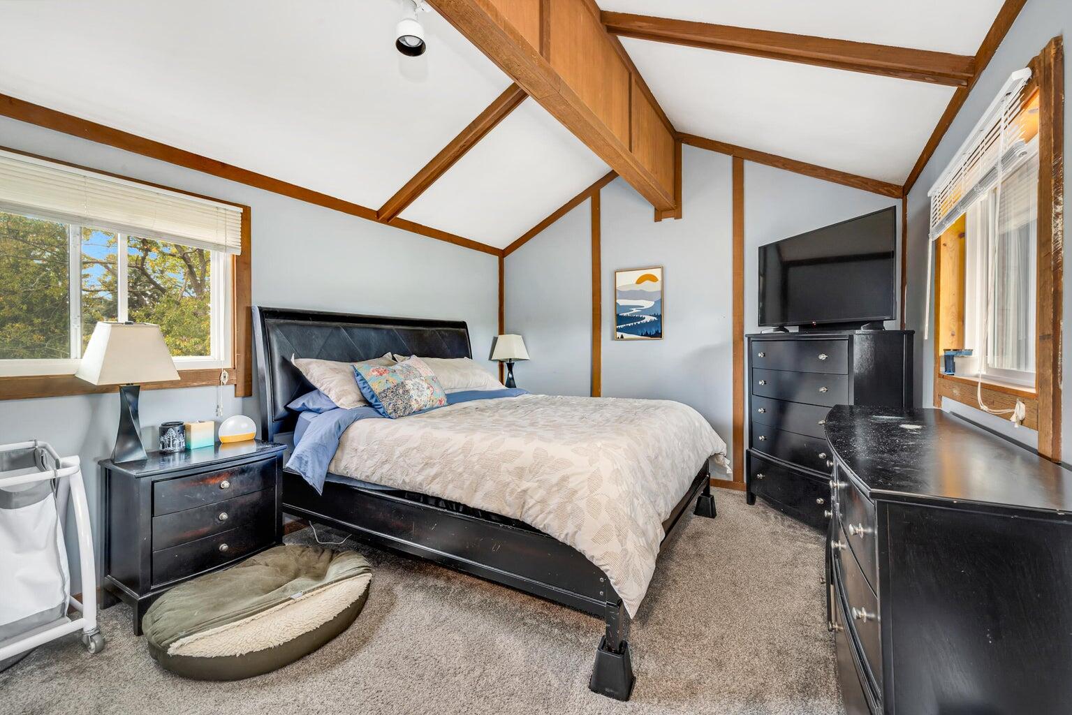 4400 Valley Road Caledonia, WI 53405 - Photo 15 of 33 Upstairs Bedroom #2