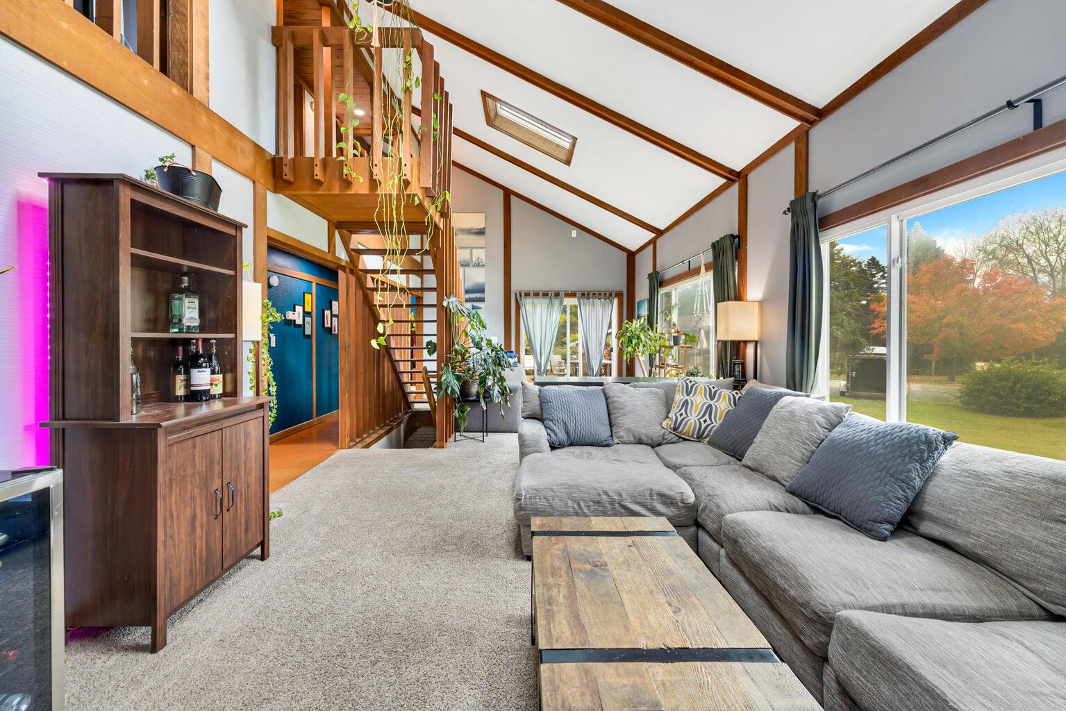 4400 Valley Road Caledonia, WI 53405 - Photo 5 of 33 Large Picture Window