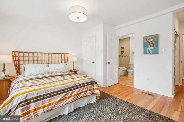 $998,000 | 1124 G Street Northeast, Washington, DC 20002