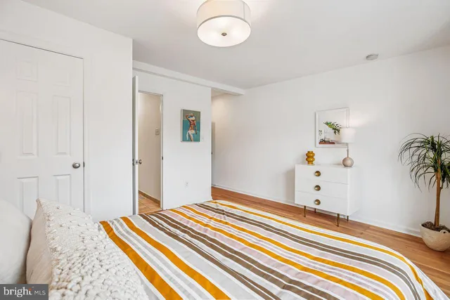 $998,000 | 1124 G Street Northeast, Washington, DC 20002