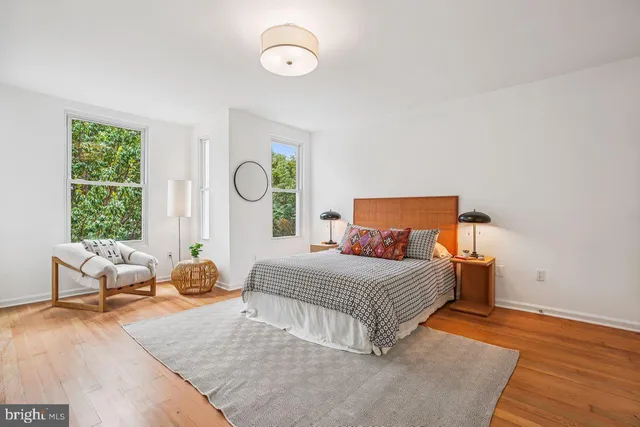 $998,000 | 1124 G Street Northeast, Washington, DC 20002