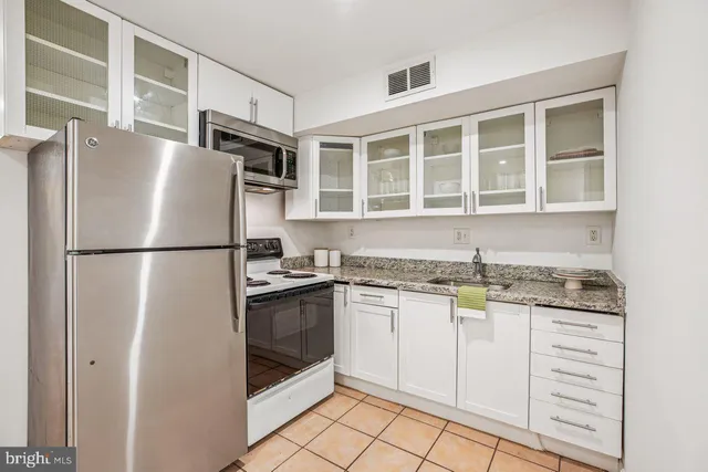 $998,000 | 1124 G Street Northeast, Washington, DC 20002