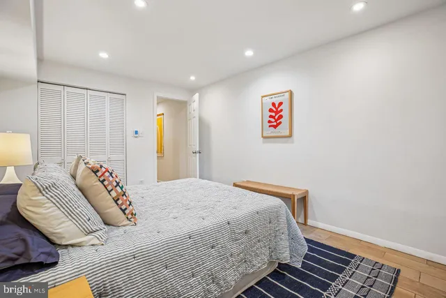 $998,000 | 1124 G Street Northeast, Washington, DC 20002