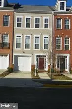 $3,200 | 5522 Hartfield Avenue, Suitland, MD 20746