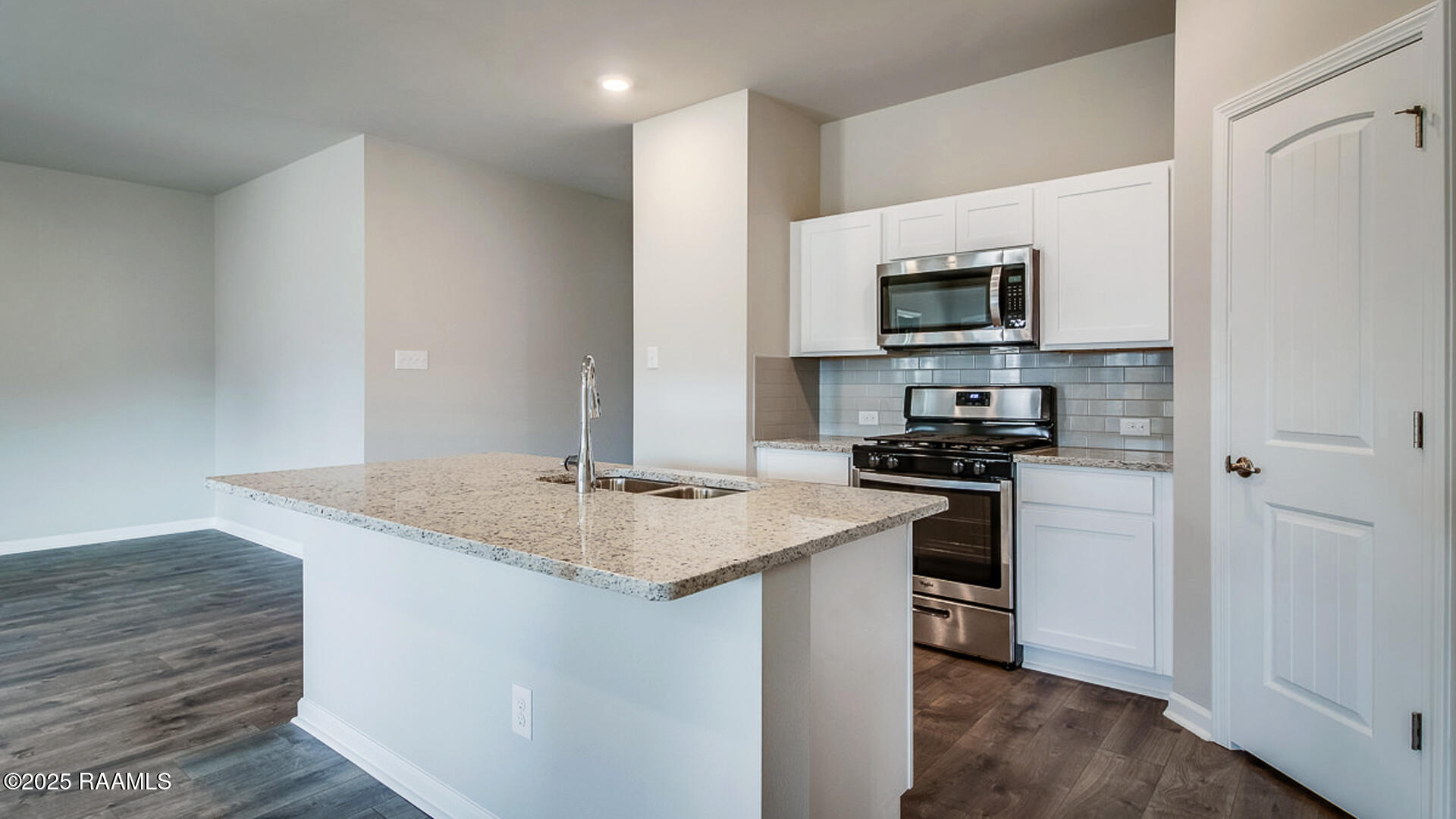 9388 Garrett Road Maurice, LA 70555 - Photo 2 of 5 kitchen