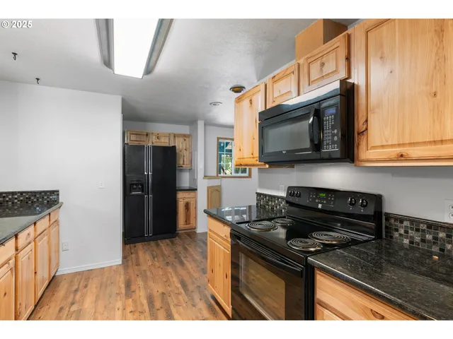 $335,000 | 711 Franklin Court, Goldendale, WA 98620