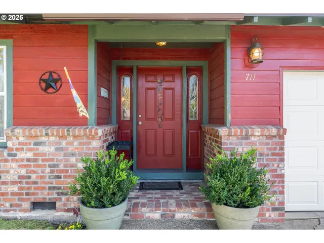 $335,000 | 711 Franklin Court, Goldendale, WA 98620