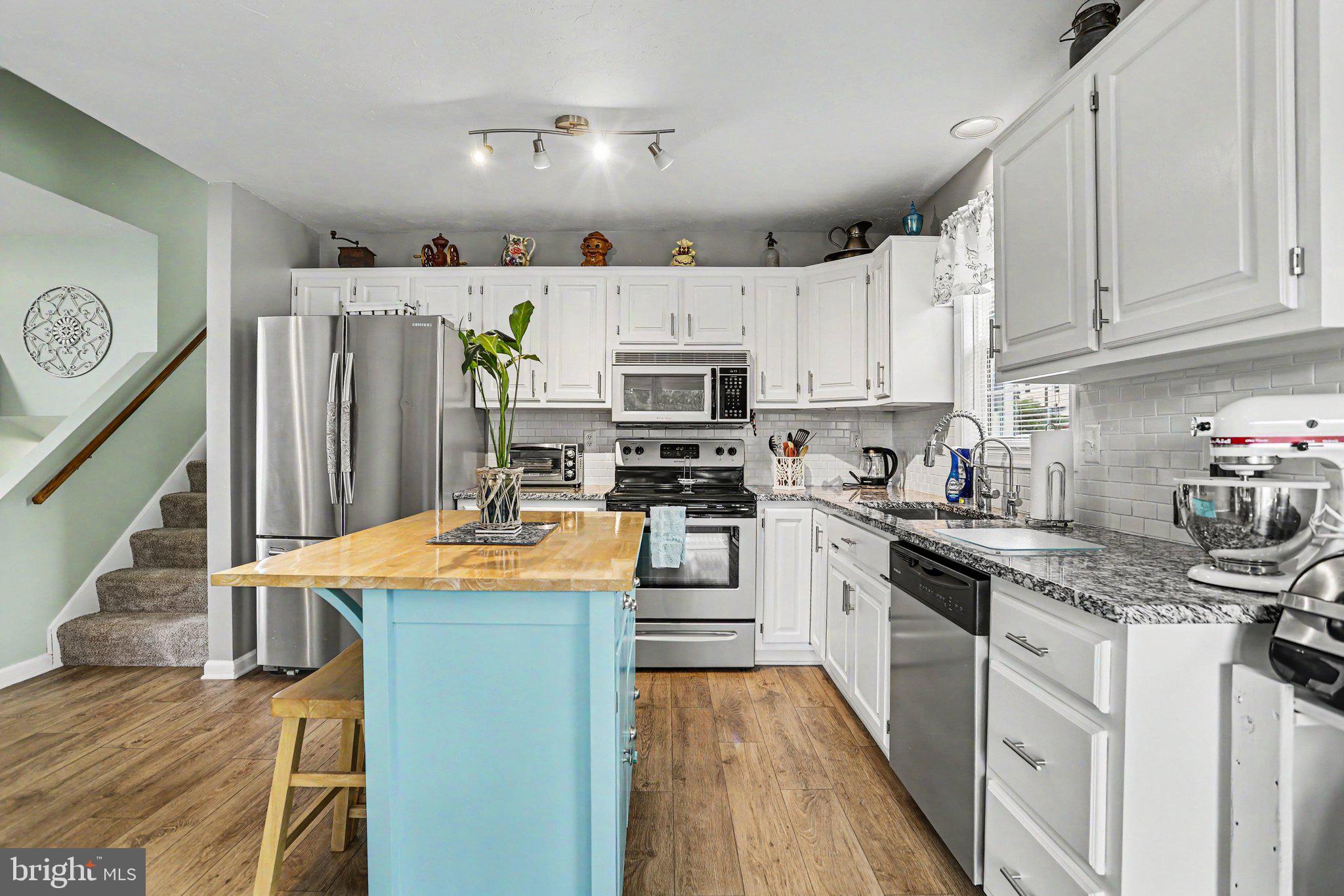 417 South Columbus Avenue Littlestown, PA 17340 - Photo 6 of 31