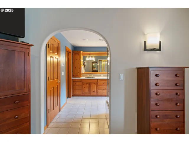 $1,575,000 | 12000 Northeast 227th Avenue, Brush Prairie, WA 98606