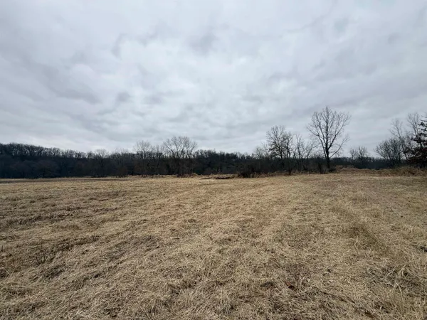 $284,900 | 37.11-ac Davis, Argyle, WI 53504