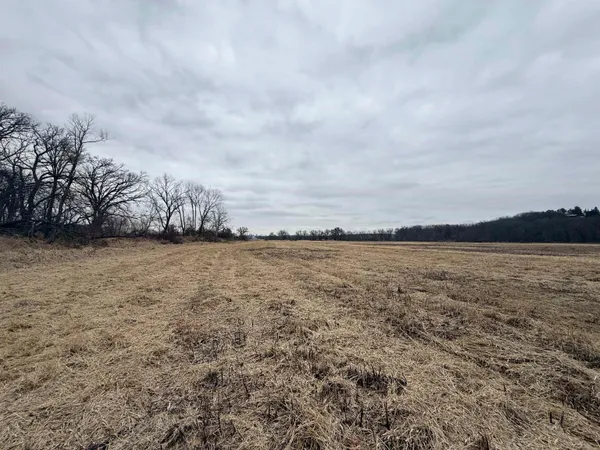 $284,900 | 37.11-ac Davis, Argyle, WI 53504