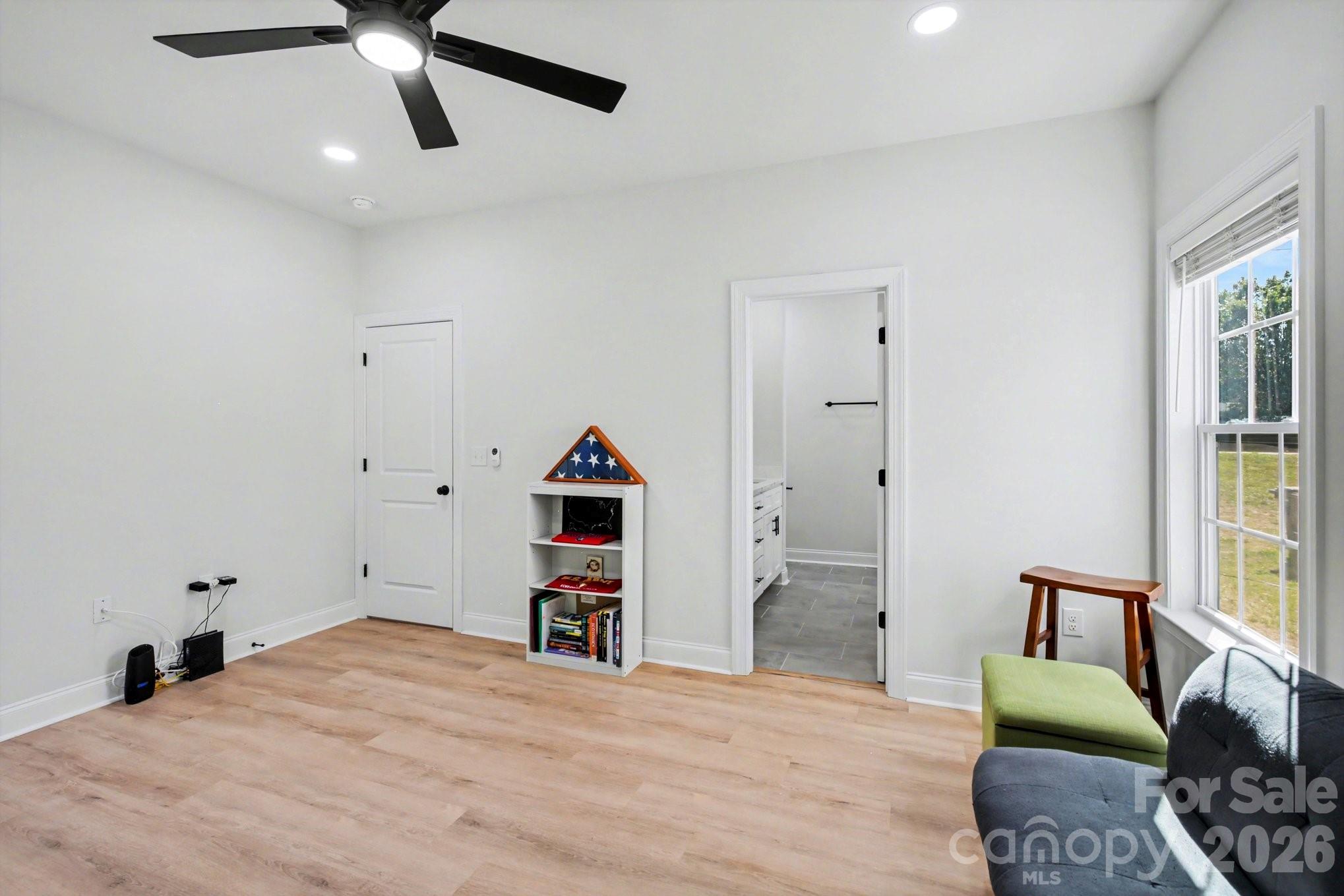 5305 Ridgefall Road Greensboro, NC 27410 - Photo 14 of 28