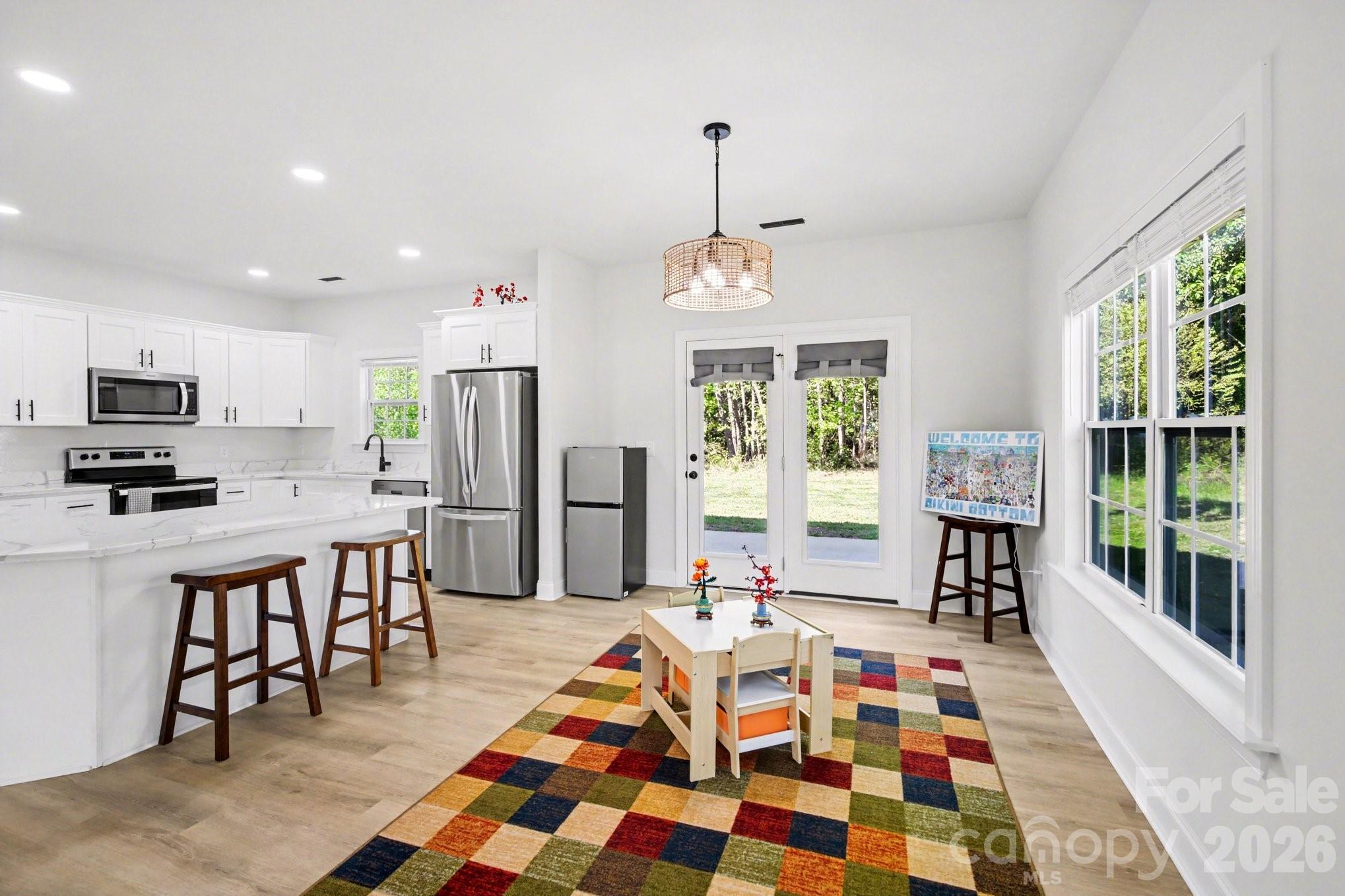 5305 Ridgefall Road Greensboro, NC 27410 - Photo 9 of 28