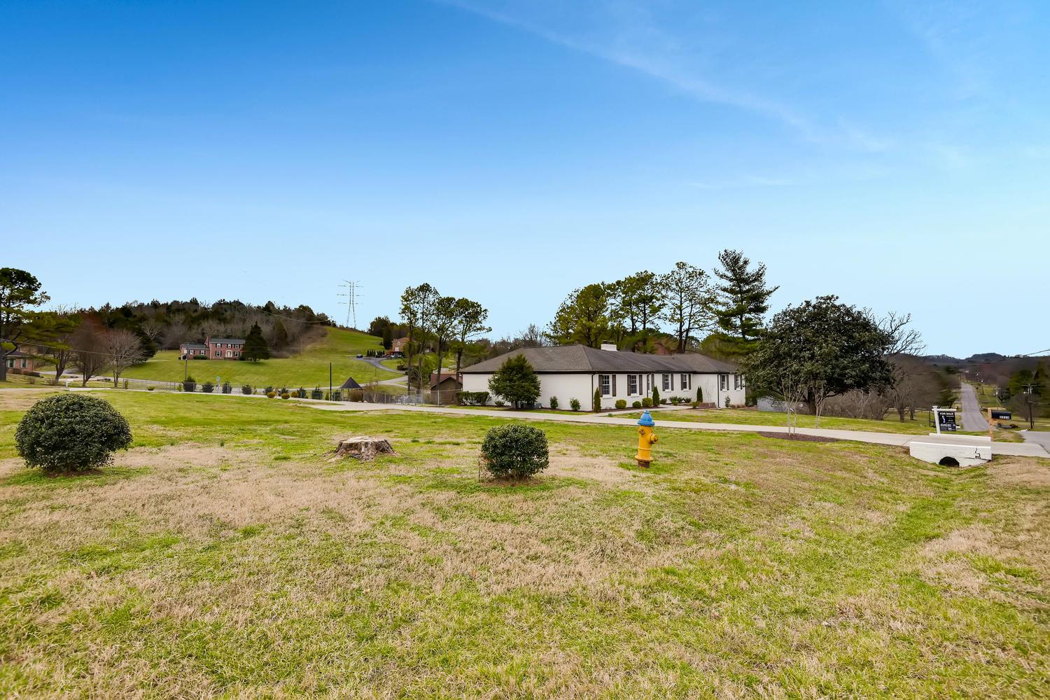 2213 Bowman Road Franklin, TN 37064 - Photo 27 of 28 large corner lot!