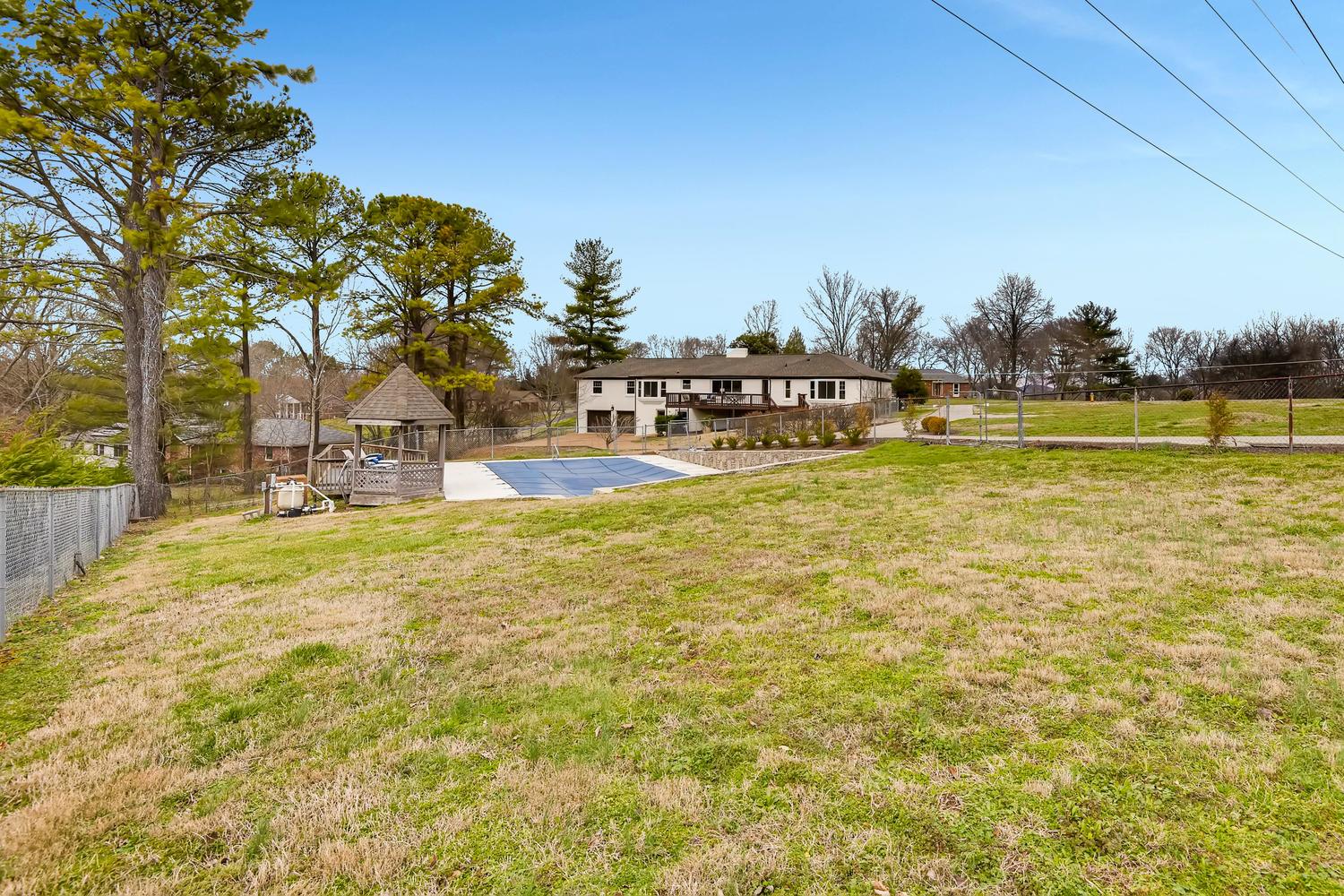 2213 Bowman Road Franklin, TN 37064 - Photo 8 of 28 large fenced in one acre lot!