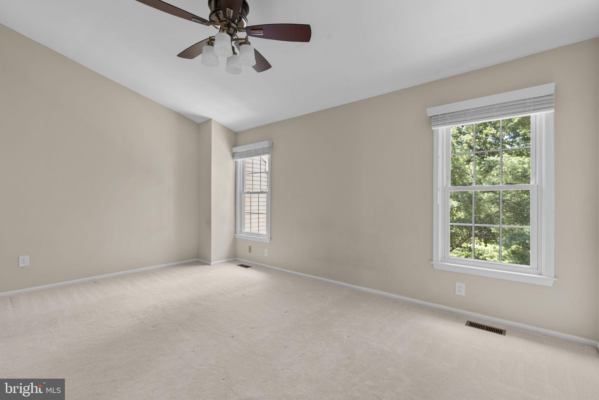 4722 Rams Horn Row Ellicott City, MD 21042 - Photo 22 of 50 Bright primary en-suite