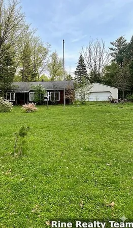 $62,000 | 10624 West 22 1/2 Road, Mesick, MI 49668