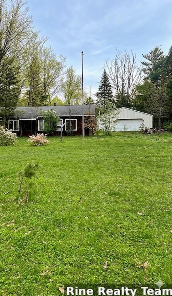 10624 West 22 1/2 Road Mesick, MI 49668 - Photo 11 of 28 10624 W 22 130