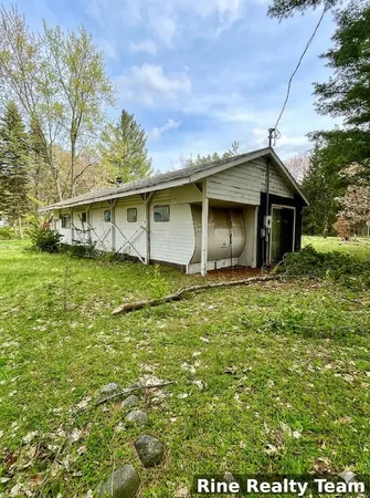 $62,000 | 10624 West 22 1/2 Road, Mesick, MI 49668