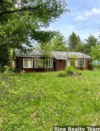 $62,000 | 10624 West 22 1/2 Road, Mesick, MI 49668