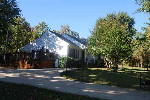 532 Glenn Ferry Road Fair Play, SC 29643 - Photo 1 of 22 Gallery Image 1