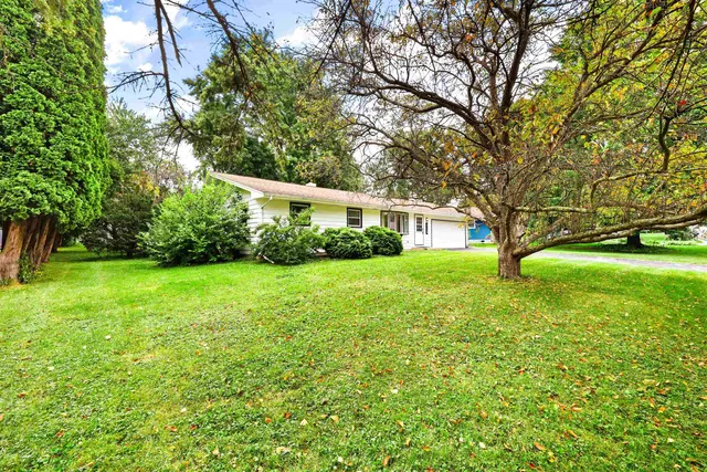 $2,400 | 2728 Florann Drive, Madison, WI 53711