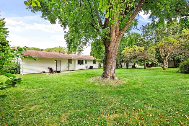 $2,400 | 2728 Florann Drive, Madison, WI 53711