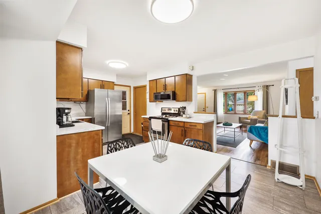 $2,400 | 2728 Florann Drive, Madison, WI 53711