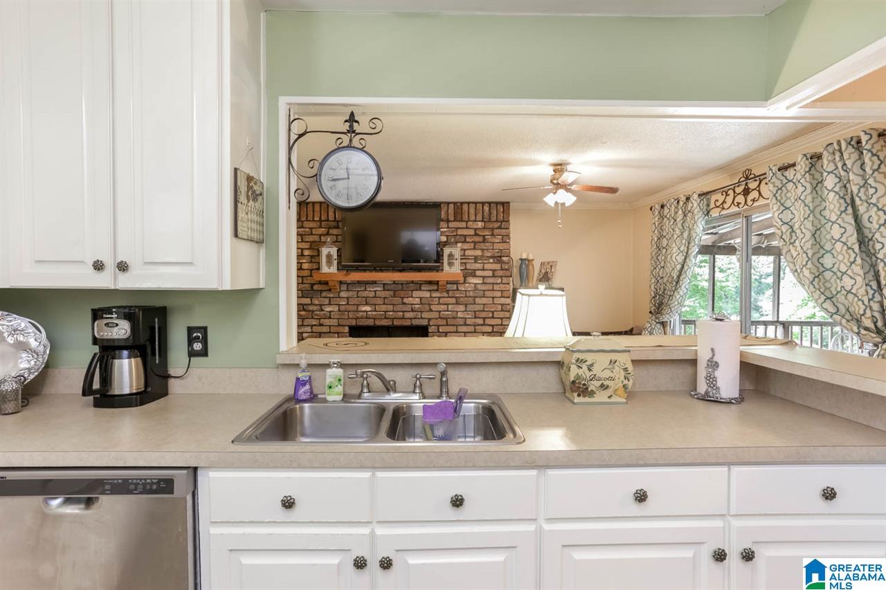 252 Pleasant Road Mount Olive, AL 35117 - Photo 11 of 30