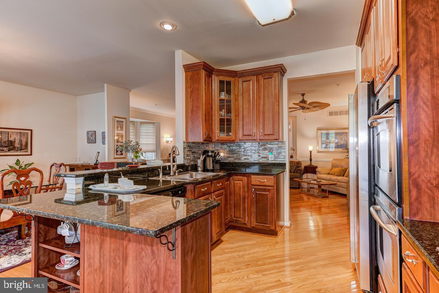 922 Harrison Lane Warminster, PA 18974 - Photo 8 of 36 Kitchen