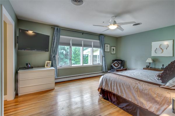 61 Leicester Road Marblehead, MA 01945 - Photo 18 of 29 Gallery Image 18