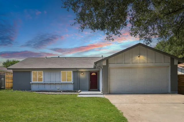 $469,900 | 2609 Carlow Drive, Austin, TX 78745