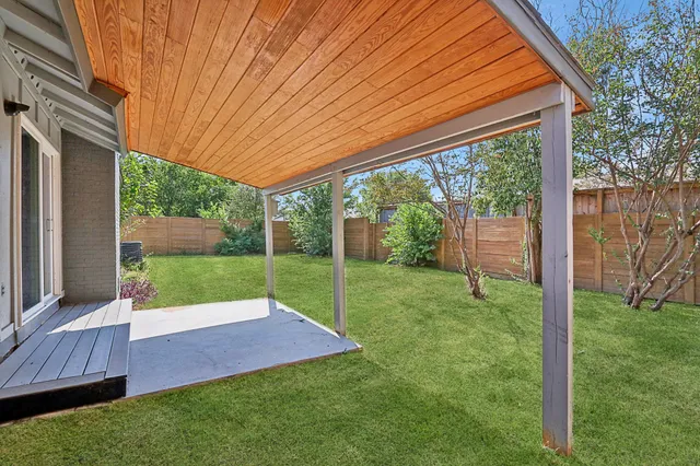 $469,900 | 2609 Carlow Drive, Austin, TX 78745