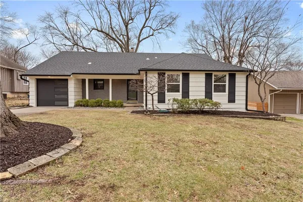 $619,000 | 4808 West 77th Terrace, Prairie Village, KS 66208