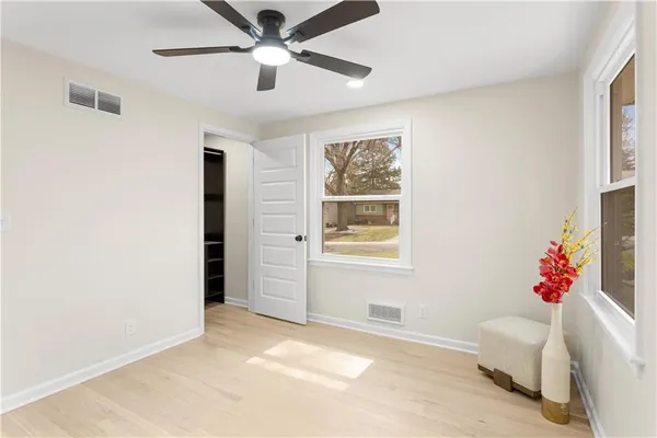 $619,000 | 4808 West 77th Terrace, Prairie Village, KS 66208